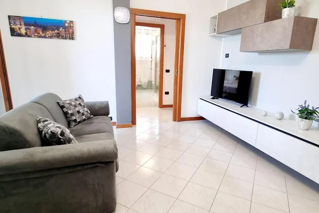 Rosa Del Garda Apartment Peschiera del Garda