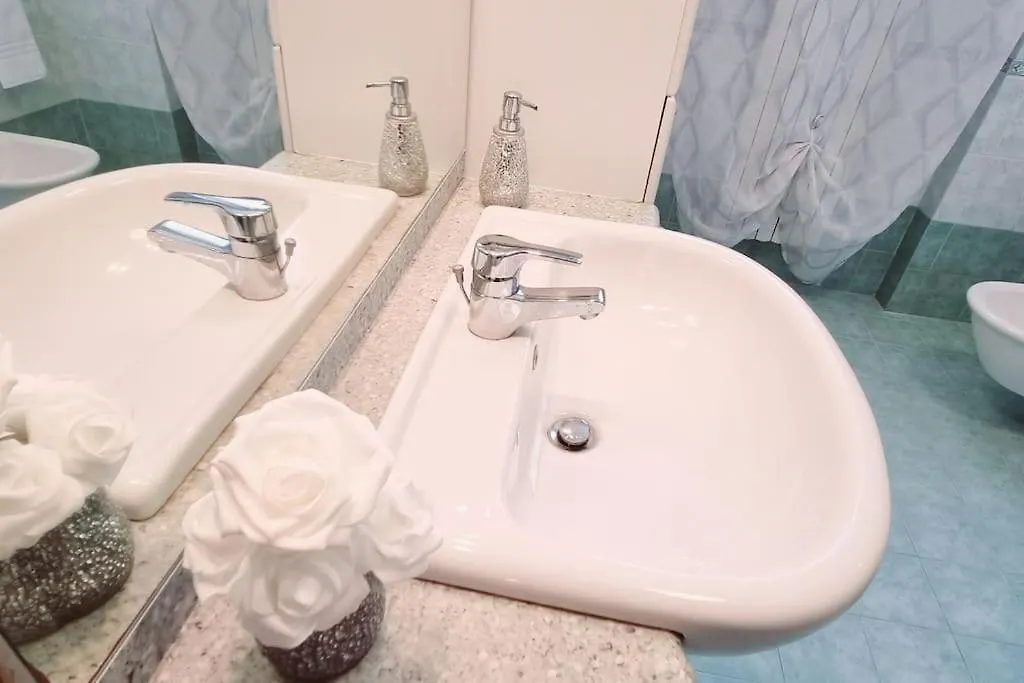 Rosa Del Garda Apartment Peschiera del Garda