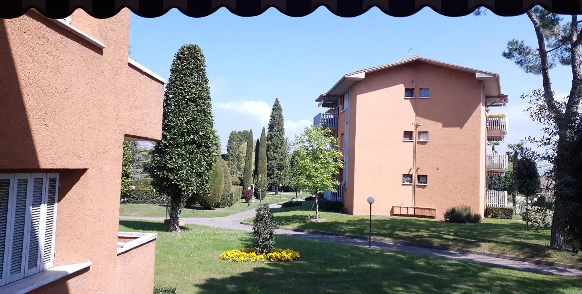 Rosa Del Garda Apartment Peschiera del Garda
